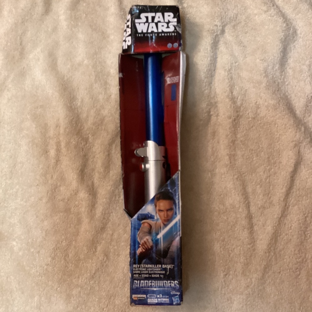 Star Wars Rey Starkiller Base Lightsaber Bladebuilders Electronic Blue